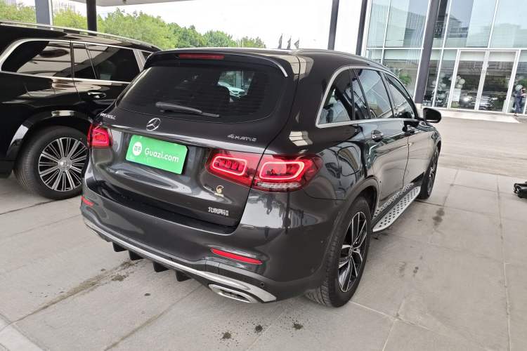 Used Mercedes-Benz GLC 2020 Facelift GLC 260 L 4MATIC Luxury Edition Rear Right 45 Deg