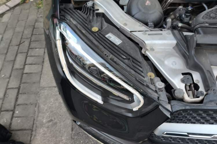 Used Mercedes-Benz GLC 2020 Facelift GLC 260 L 4MATIC Luxury Edition Right Front Headlight