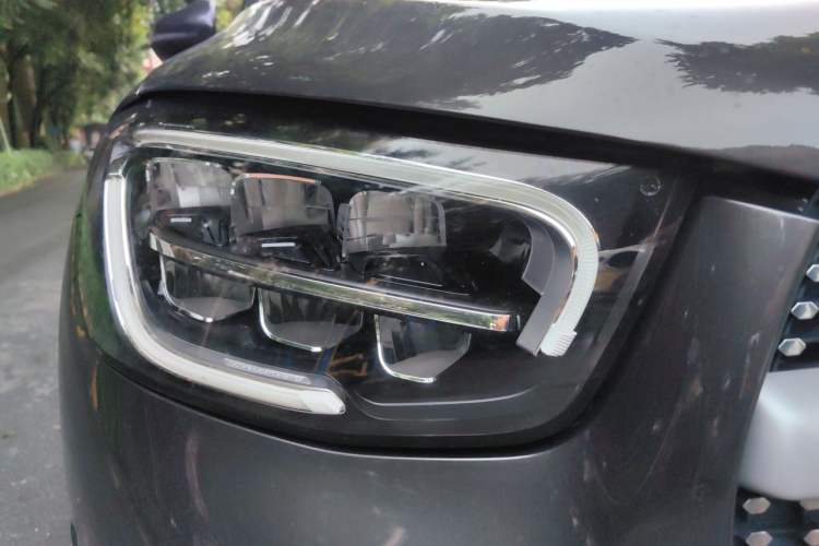 Used Mercedes-Benz GLC 2020 Facelift GLC 260 L 4MATIC Luxury Edition Right Front Headlight