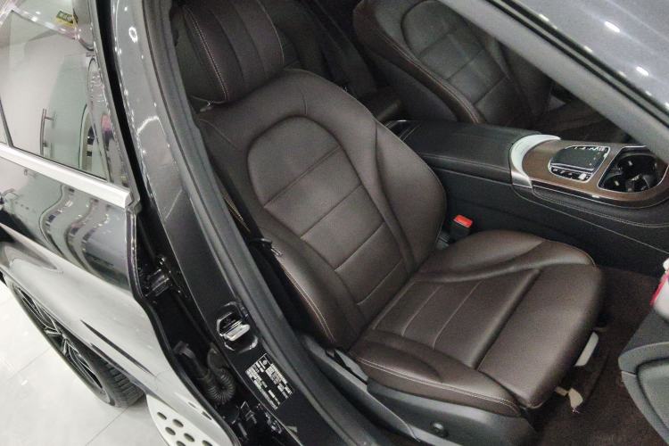 Used Mercedes-Benz GLC 2020 GLC 300 L 4MATIC Dynamic Edition Right Front Seat