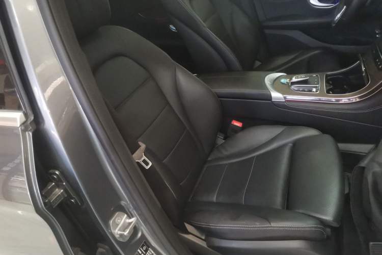 Used Mercedes-Benz GLC 2020 GLC 300 L 4MATIC Dynamic Edition Right Front Seat
