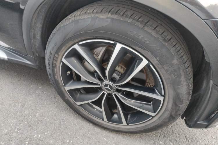 Used Mercedes-Benz GLC 2020 GLC 300 L 4MATIC Dynamic Edition Right Front Wheel Hub
