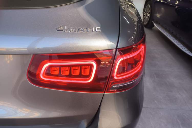 Used Mercedes-Benz GLC 2020 Facelift GLC 260 L 4MATIC Luxury Edition Right Rear Taillight