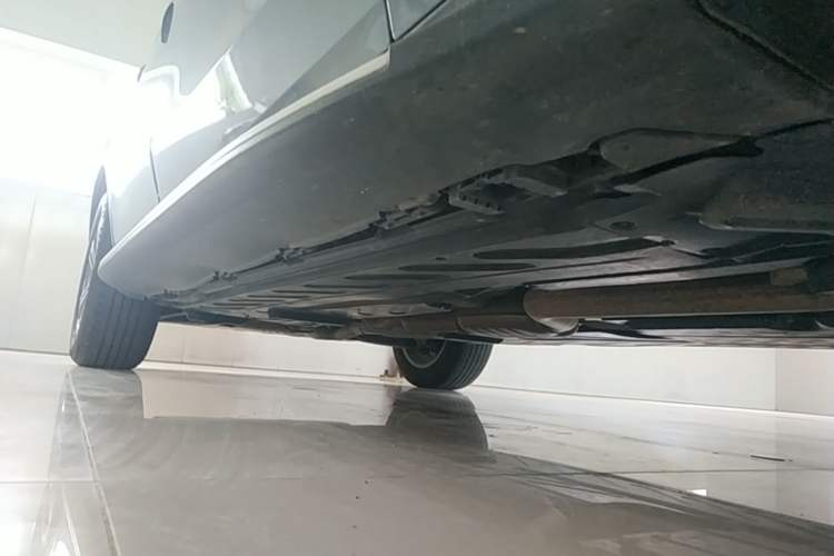 Used Mercedes-Benz GLC 2020 GLC 260 L 4MATIC Luxury Model Right Side Sill