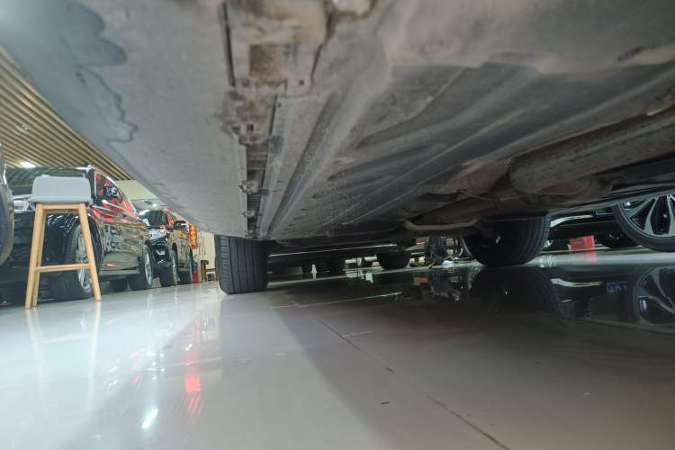 Used Mercedes-Benz GLC 2020 Facelift GLC 300 L 4MATIC Dynamic Edition Right Side Sill