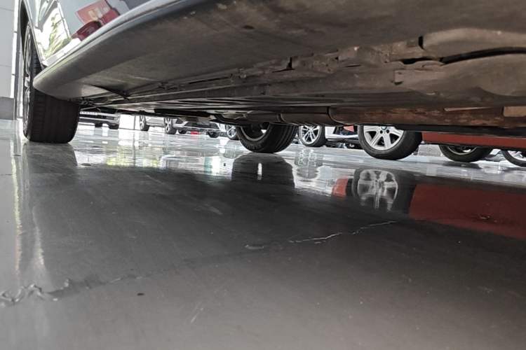 Used Mercedes-Benz GLC 2020 GLC 300 L 4MATIC Dynamic Edition Right Side Sill