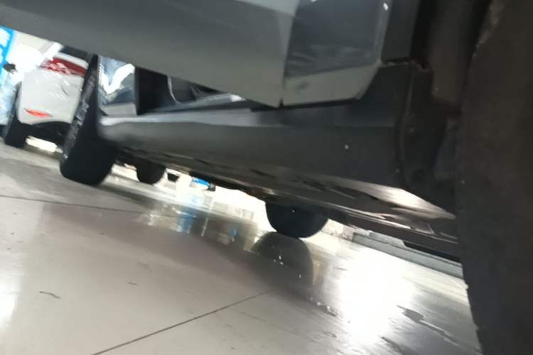Used Mercedes-Benz GLC 2020 Facelifted GLC 260 L 4MATIC Dynamic Edition Right Side Sill