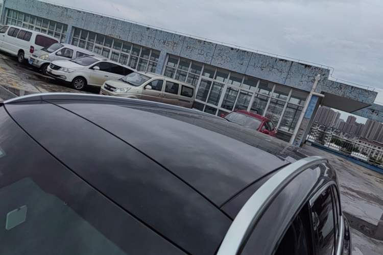 Used Mercedes-Benz GLC 2020 GLC 260 L 4MATIC Luxury Model Roof