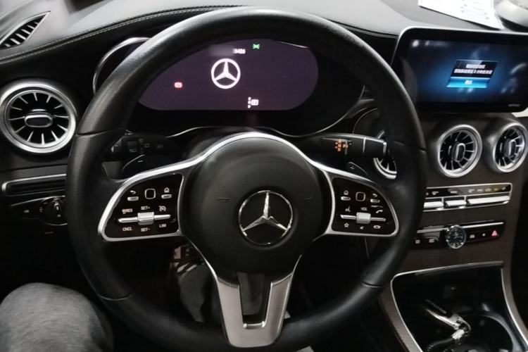 Used Mercedes-Benz GLC 2020 GLC 300 L 4MATIC Dynamic Edition Steering Wheel