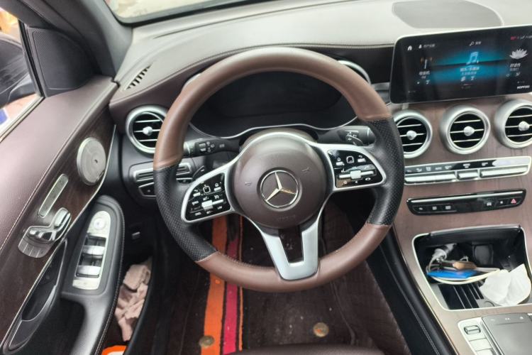 Used Mercedes-Benz GLC 2020 Facelift GLC 300 L 4MATIC Dynamic Edition Steering Wheel