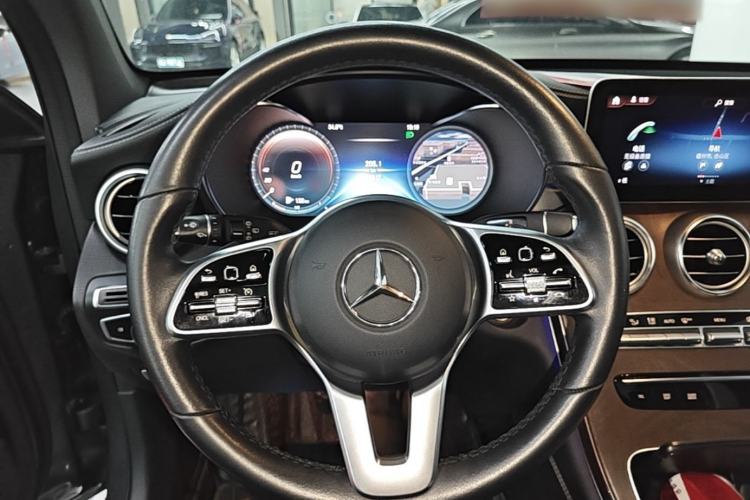 Used Mercedes-Benz GLC 2020 GLC 300 L 4MATIC Dynamic Edition Steering Wheel