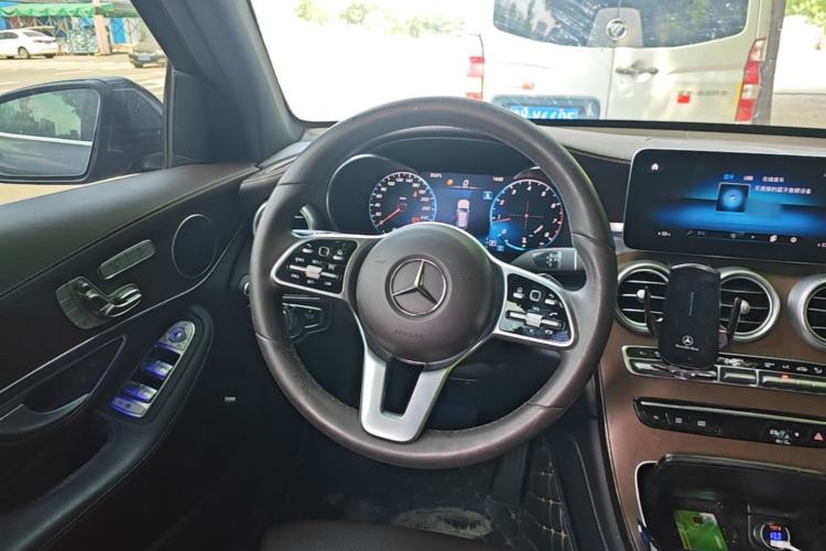 Used Mercedes-Benz GLC 2020 Facelift GLC 300 L 4MATIC Dynamic Edition Steering Wheel