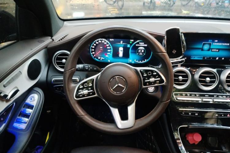 Used Mercedes-Benz GLC 2020 Facelifted GLC 260 L 4MATIC Dynamic Edition Steering Wheel