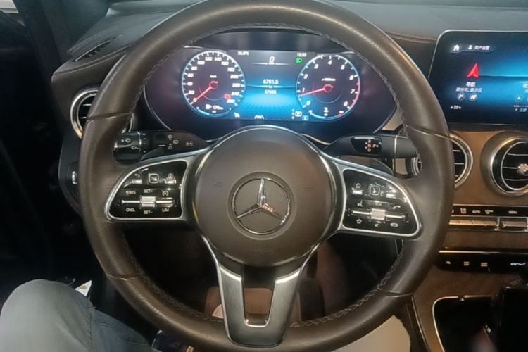 Used Mercedes-Benz GLC 2020 GLC 300 L 4MATIC Dynamic Edition Steering Wheel