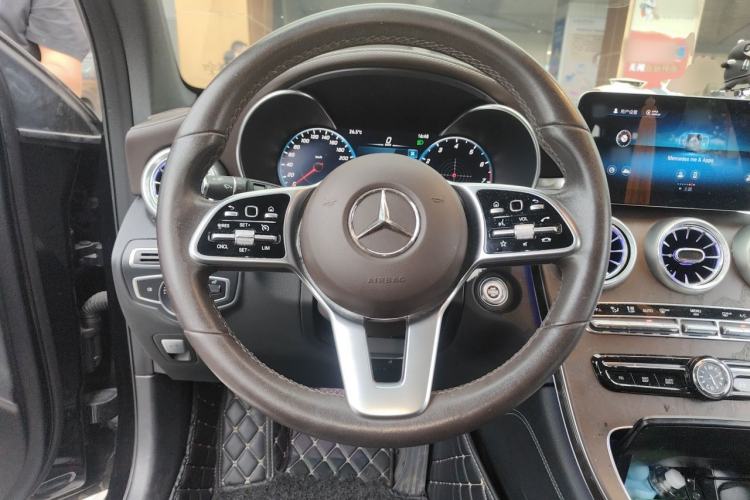 Used Mercedes-Benz GLC 2020 Facelift GLC 300 L 4MATIC Dynamic Edition Steering Wheel