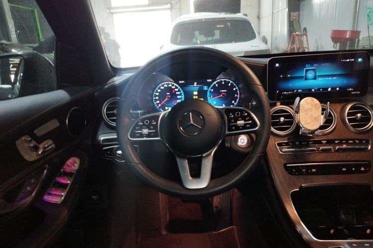 Used Mercedes-Benz GLC 2020 Facelift GLC 300 L 4MATIC Dynamic Edition Steering Wheel