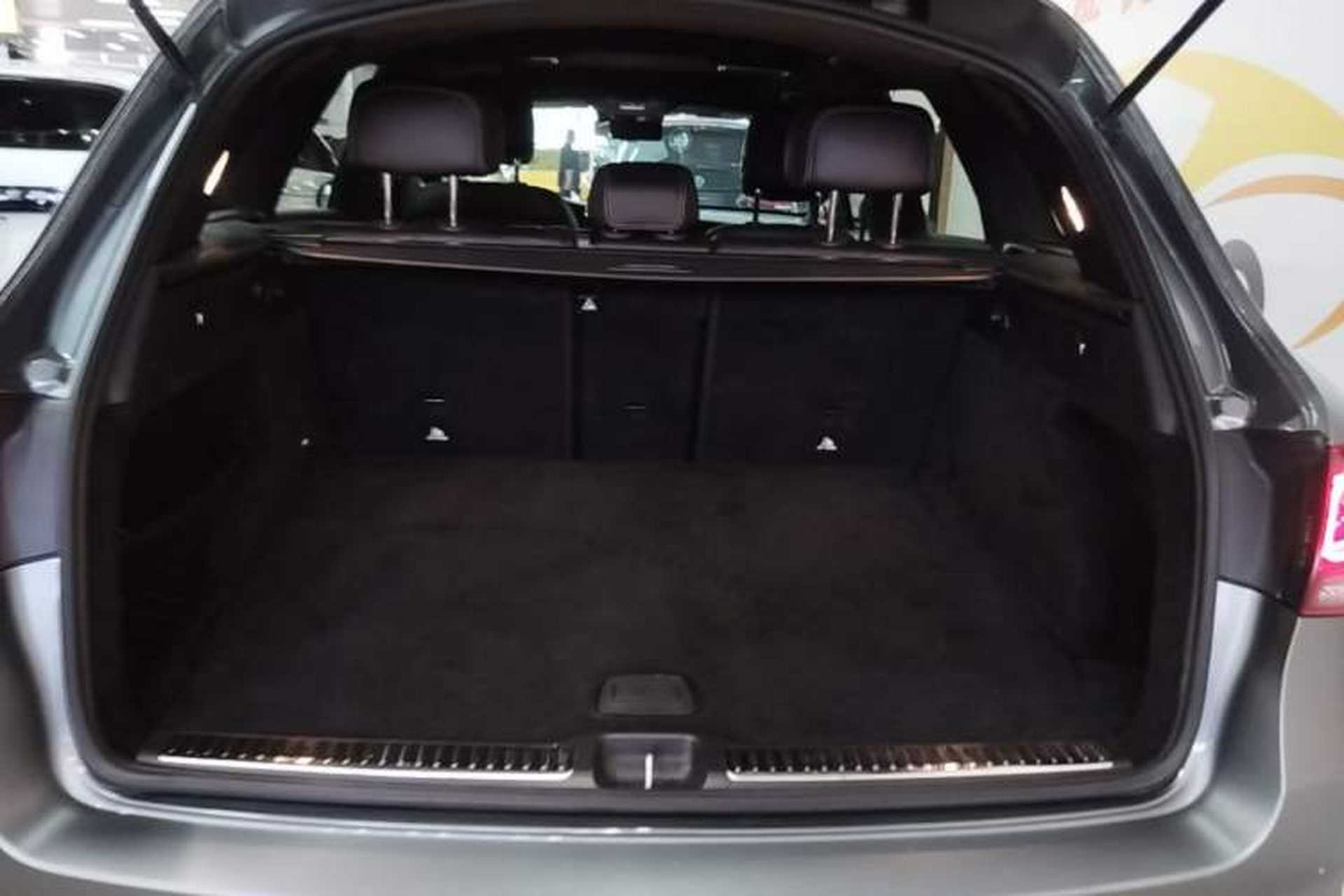 Used Mercedes-Benz GLC 2020 GLC 300 L 4MATIC Dynamic Edition Trunk