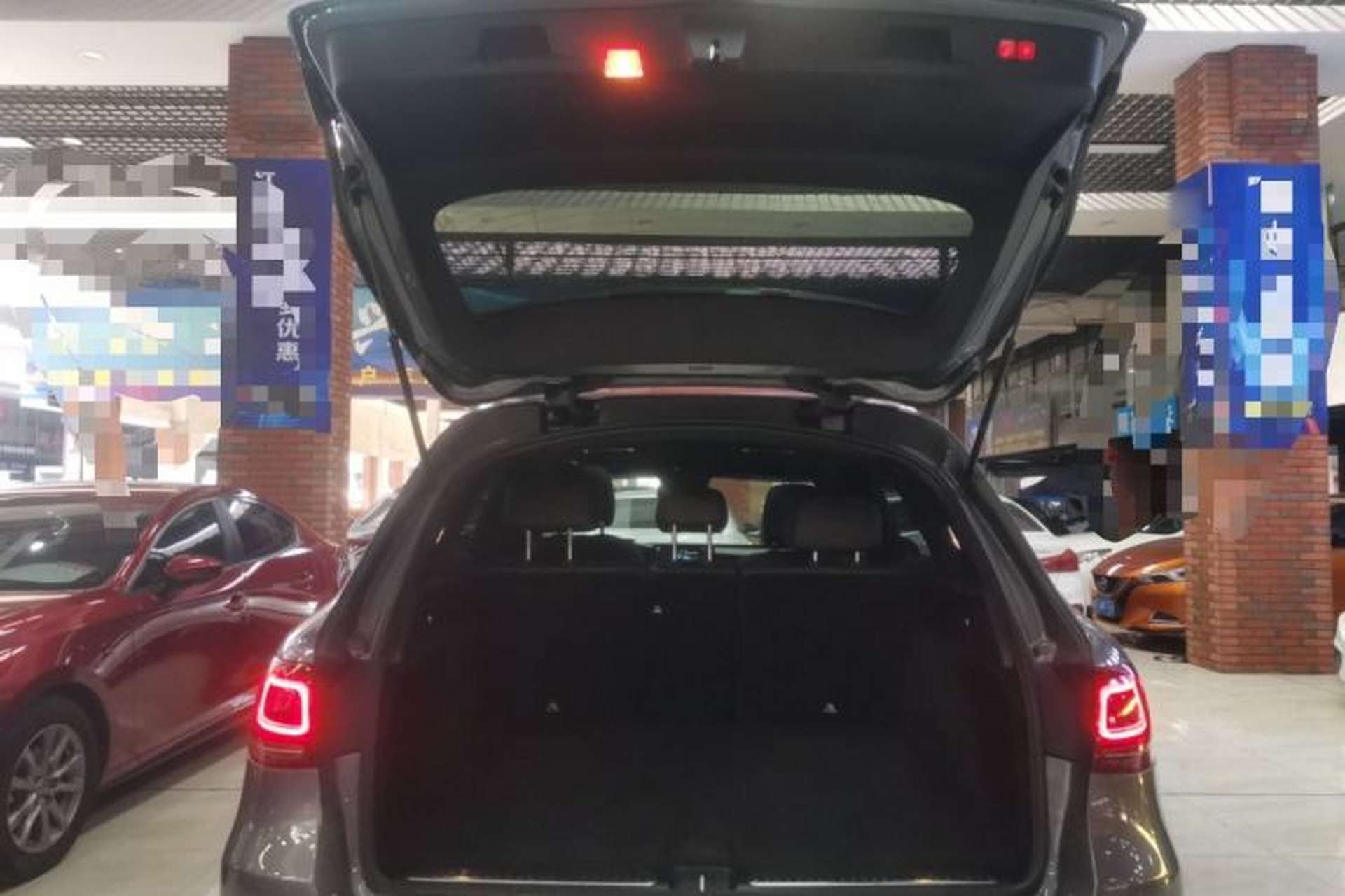 Used Mercedes-Benz GLC 2020 GLC 300 L 4MATIC Dynamic Edition Trunk