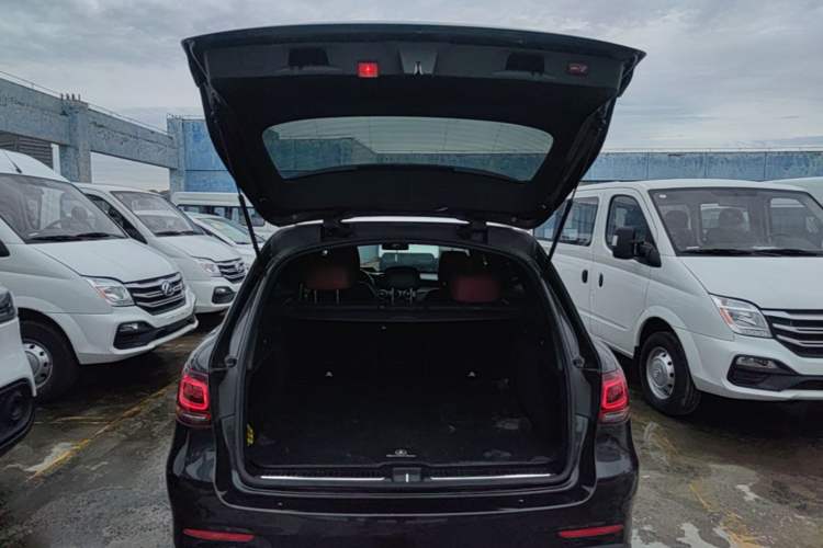 Used Mercedes-Benz GLC 2020 GLC 260 L 4MATIC Luxury Model Trunk