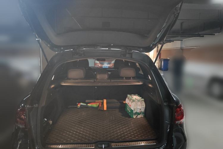 Used Mercedes-Benz GLC 2020 Facelift GLC 300 L 4MATIC Dynamic Edition Trunk