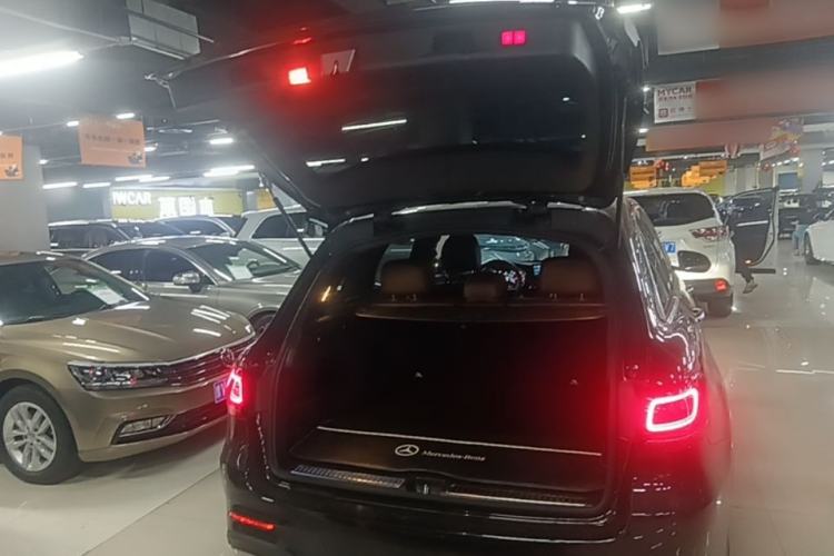 Used Mercedes-Benz GLC 2020 GLC 300 L 4MATIC Dynamic Edition Trunk