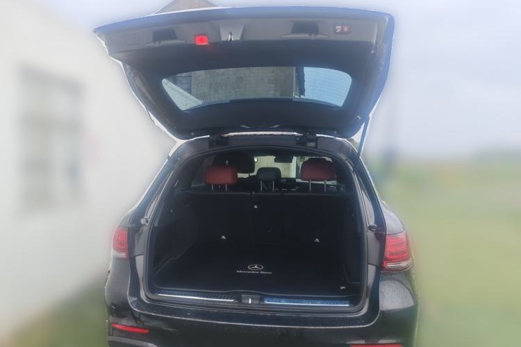 Used Mercedes-Benz GLC 2020 GLC 300 L 4MATIC Luxury Model Trunk