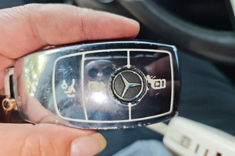 Used Mercedes-Benz GLC 2020 Facelift GLC 300 L 4MATIC Dynamic Edition Vehicle Key