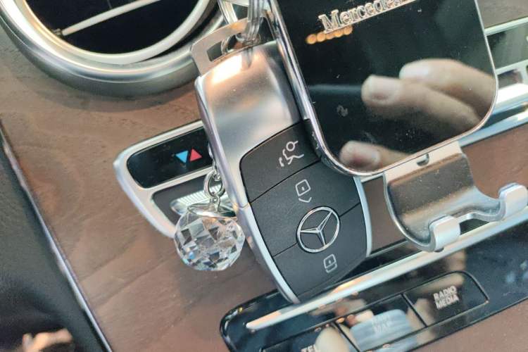 Used Mercedes-Benz GLC 2020 GLC 300 L 4MATIC Dynamic Edition Vehicle Key