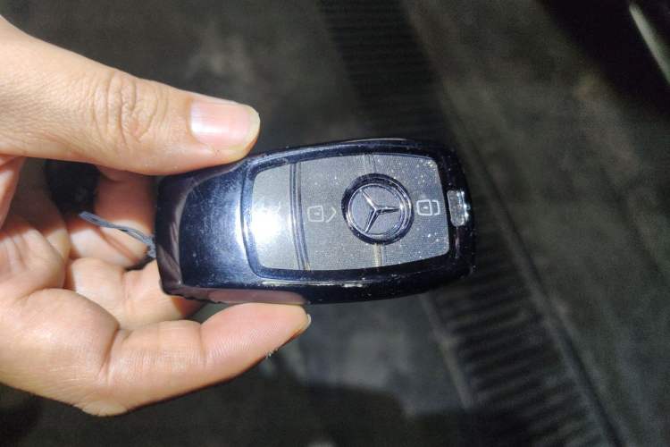 Used Mercedes-Benz GLC 2020 GLC 300 L 4MATIC Dynamic Edition Vehicle Key