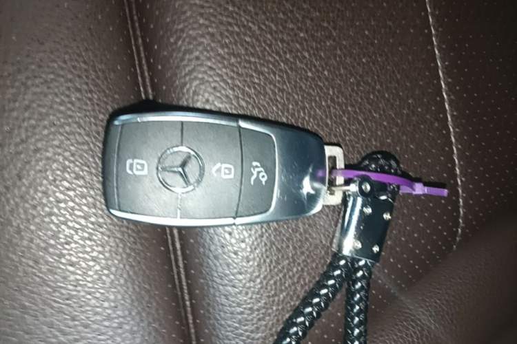 Used Mercedes-Benz GLC 2020 Facelifted GLC 260 L 4MATIC Dynamic Edition Vehicle Key