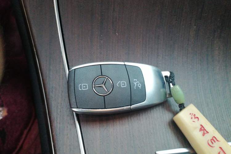 Used Mercedes-Benz GLC 2020 Facelift GLC 300 L 4MATIC Dynamic Edition Vehicle Key