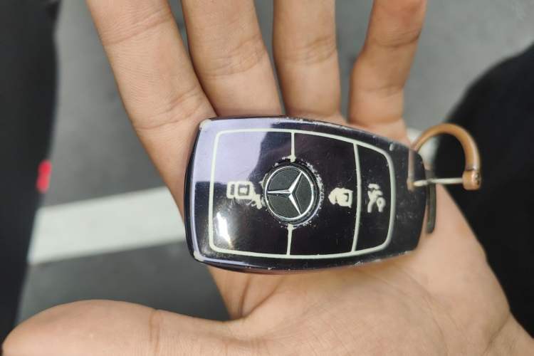 Used Mercedes-Benz GLC 2020 Facelift GLC 300 L 4MATIC Dynamic Edition Vehicle Key