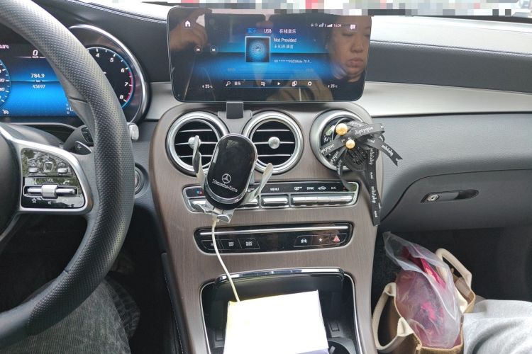 Used Mercedes-Benz GLC 2020 Facelifted GLC 260 L 4MATIC Dynamic Edition Audio And AC Panel