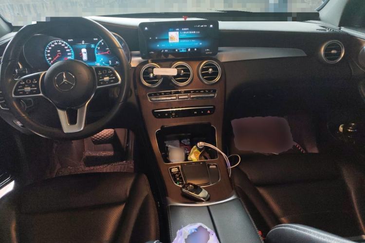 Used Mercedes-Benz GLC 2020 Facelift GLC 300 L 4MATIC Dynamic Edition Center Console