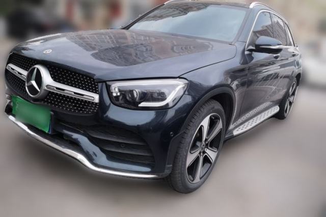 Ojetý Mercedes-Benz GLC 2020 Facelifted GLC 300 L 4MATIC Luxury Edition