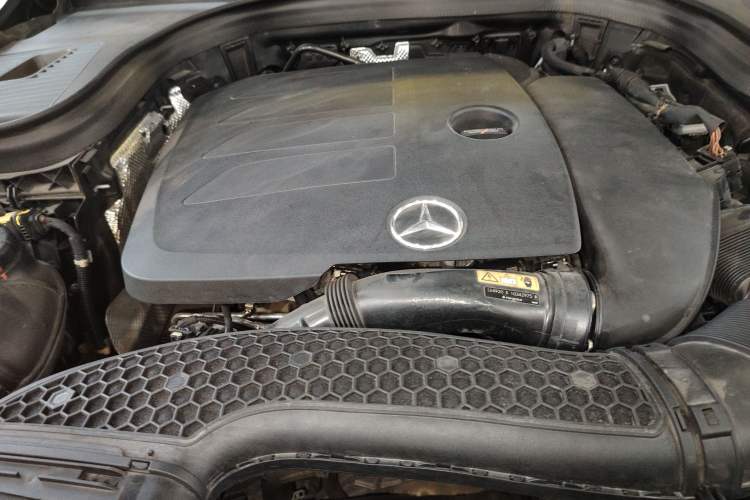 Used Mercedes-Benz GLC 2020 GLC 260 L 4MATIC Dynamic Model Engine Bay