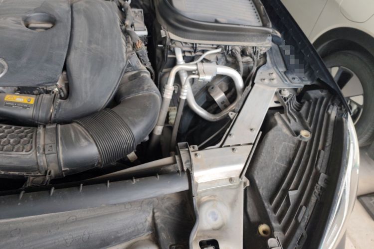 Used Mercedes-Benz GLC 2020 Facelift GLC 300 L 4MATIC Dynamic Edition Engine Bay Left