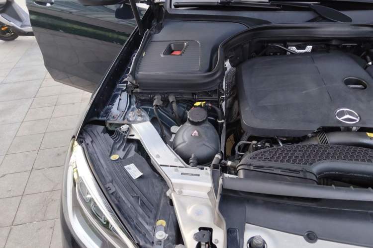 Used Mercedes-Benz GLC 2020 Facelifted GLC 260 L 4MATIC Dynamic Edition Engine Bay Right