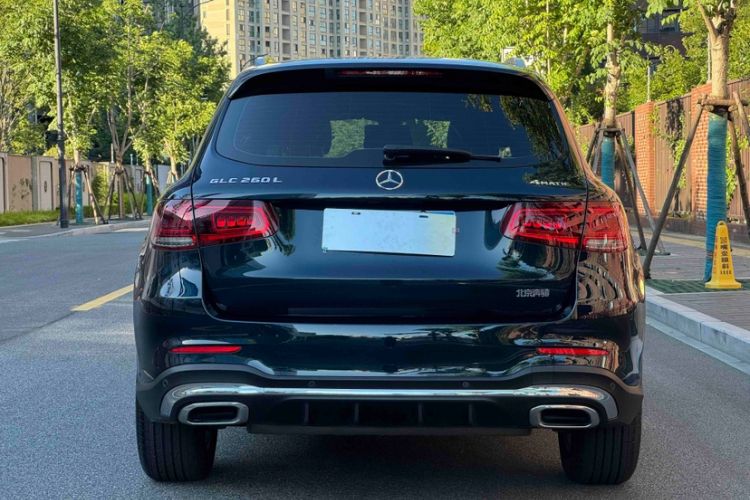 Used Mercedes-Benz GLC 2020 GLC 260 L 4MATIC Luxury Model Exterior 1
