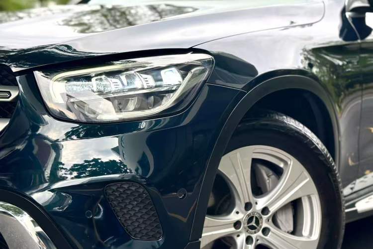 Used Mercedes-Benz GLC 2020 GLC 260 L 4MATIC Dynamic Model Exterior 2