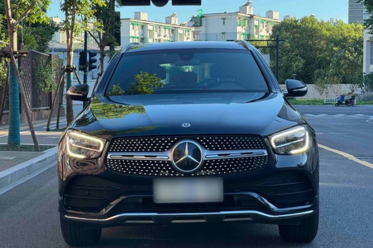 Used Mercedes-Benz GLC 2020 GLC 260 L 4MATIC Luxury Model Exterior 4