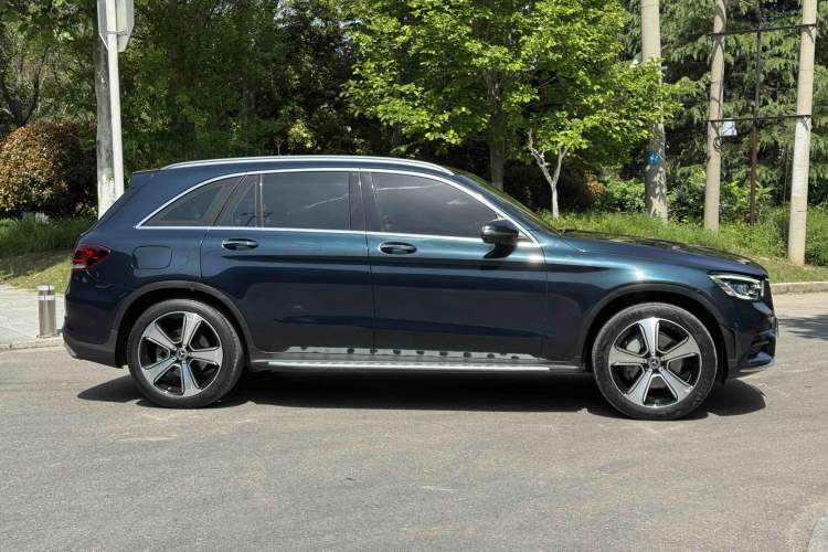 Used Mercedes-Benz GLC 2020 Facelifted GLC 300 L 4MATIC Luxury Edition Exterior 6