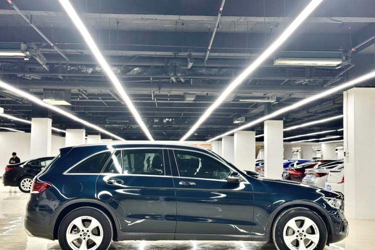 Used Mercedes-Benz GLC 2020 Facelifted GLC 260 L 4MATIC Dynamic Edition Exterior 6