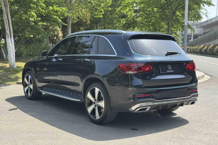 Used Mercedes-Benz GLC 2020 Facelifted GLC 300 L 4MATIC Luxury Edition Exterior 9