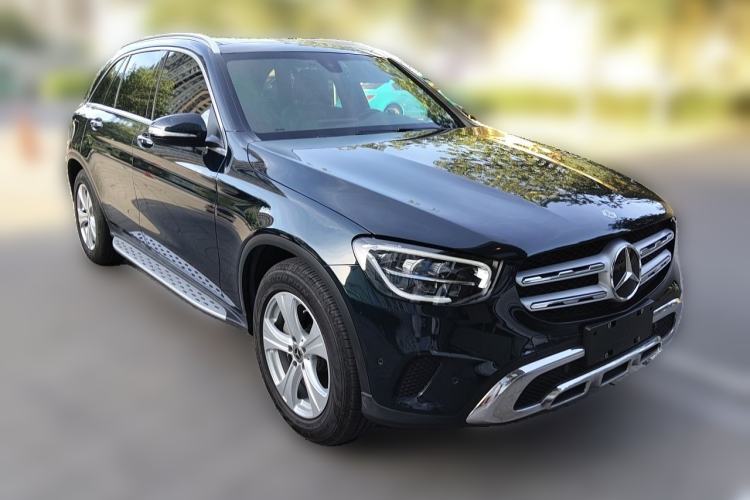 Used Mercedes-Benz GLC 2020 Facelifted GLC 260 L 4MATIC Dynamic Edition Front Right 45 Deg