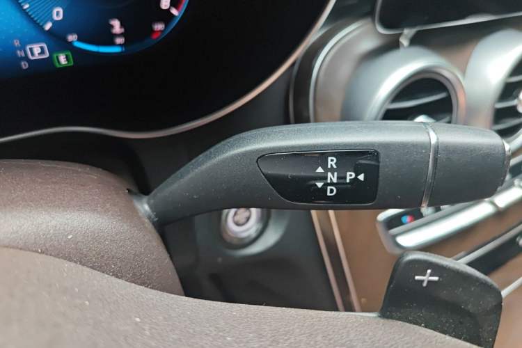 Used Mercedes-Benz GLC 2020 GLC 260 L 4MATIC Luxury Model Gear Lever