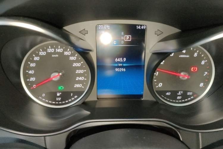 Used Mercedes-Benz GLC 2020 GLC 260 L 4MATIC Dynamic Model Instrument Cluster