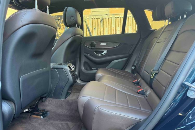 Used Mercedes-Benz GLC 2020 GLC 260 L 4MATIC Luxury Model Interior 1