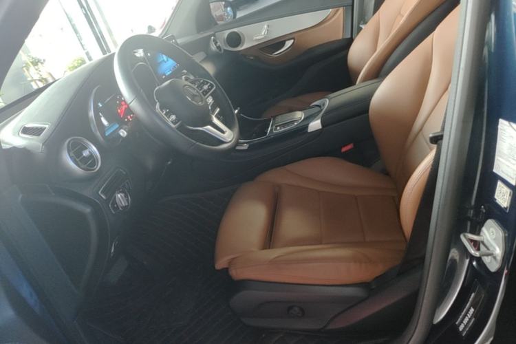 Used Mercedes-Benz GLC 2020 GLC 260 L 4MATIC Dynamic Model Left Front Seat