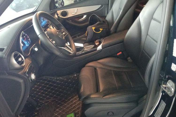 Used Mercedes-Benz GLC 2020 Facelifted GLC 260 L 4MATIC Dynamic Edition Left Front Seat